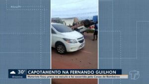 Capotamento na Av. Fernando Guilhon: motorista ferido e resgatado pelo Corpo de Bombeiros