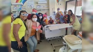 Carnaval no hospital traz alegria a pacientes em Santarém